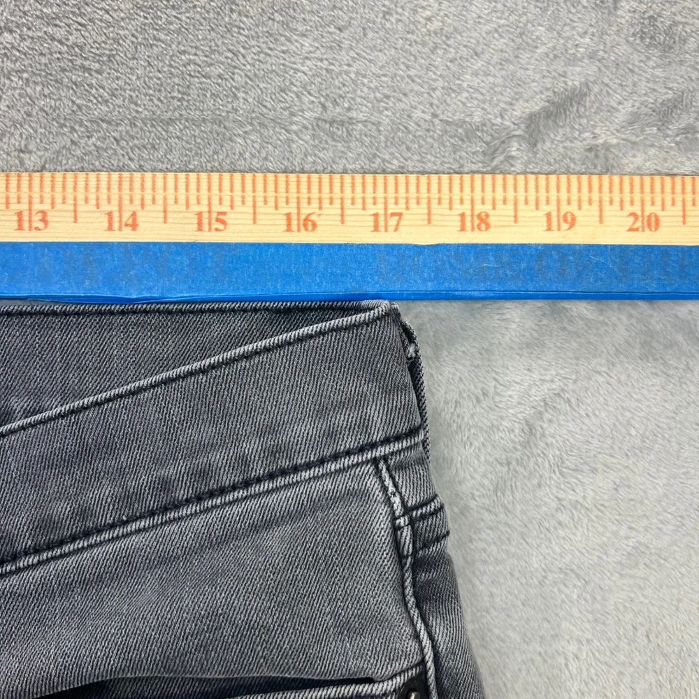 Levis normal wear